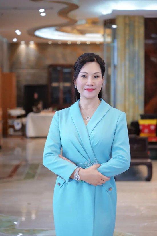 全国政协委员翟美卿聚焦地产,提出组合拳稳预期促消费。 房产家居
