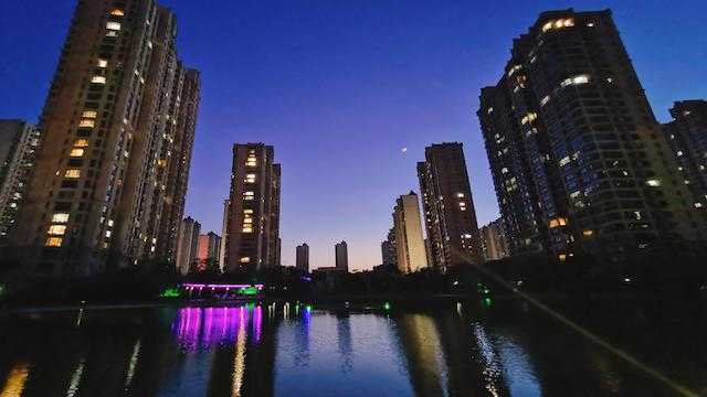  买房人的十月：从观望到下定，信心正在慢慢回来 房产家居
